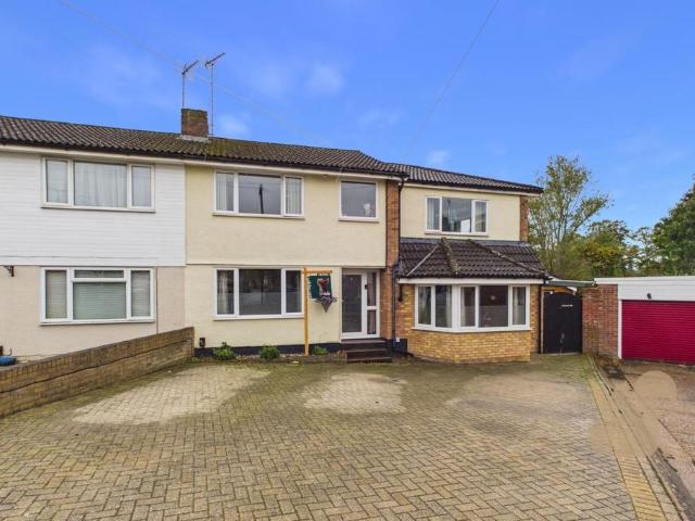 5 bedroom house for sale