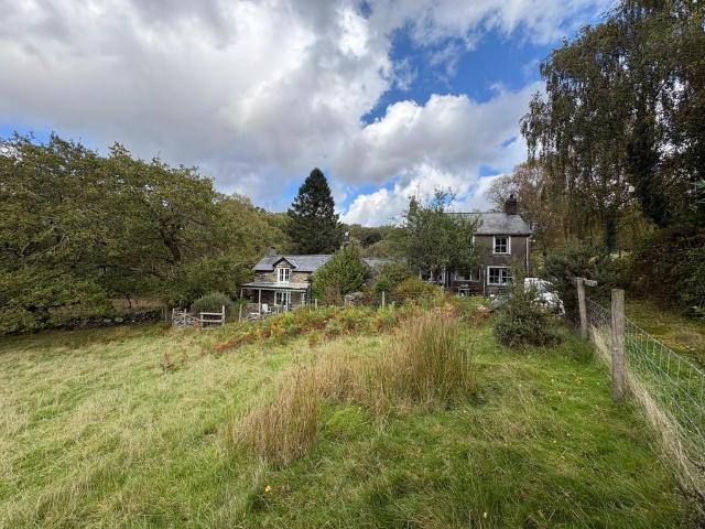 5 bedroom house for sale