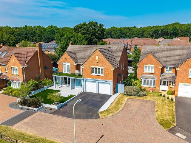 5 bedroom house for sale