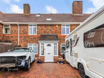 5 bedroom house for sale