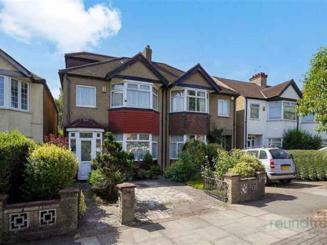 5 bedroom house for sale