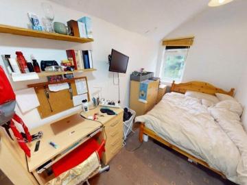 5 bedroom house for sale