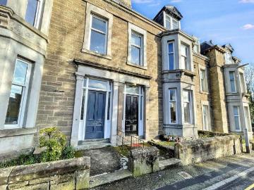 5 bedroom house for sale