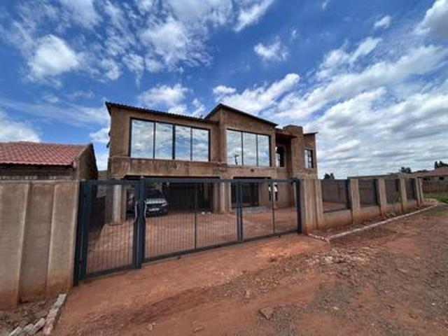 5 bedroom house for sale