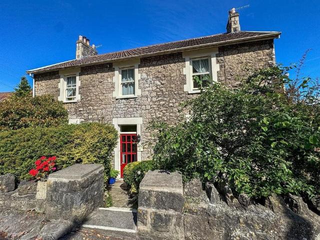 5 bedroom house for sale