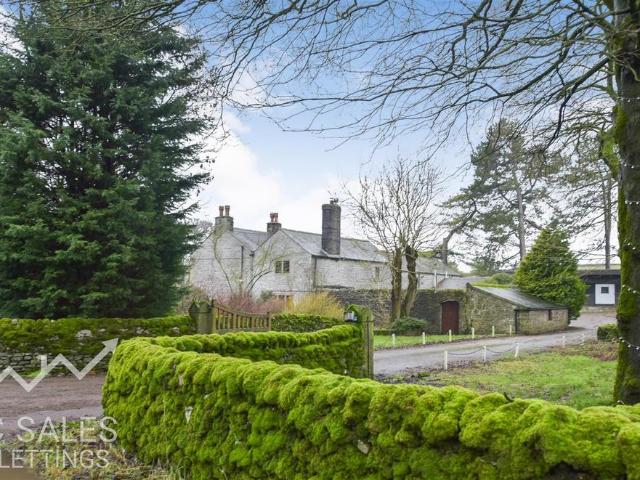 5 bedroom house for sale