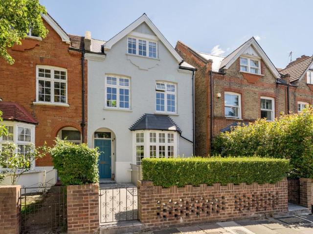 5 bedroom house for sale