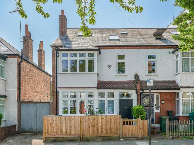 5 bedroom house for sale