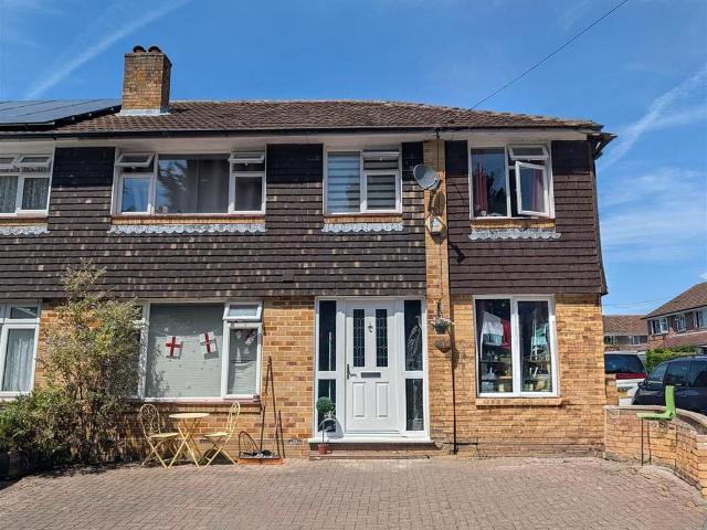 5 bedroom house for sale