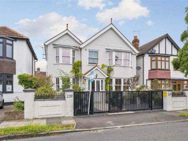 5 bedroom house for sale