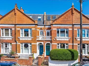 5 bedroom house for sale
