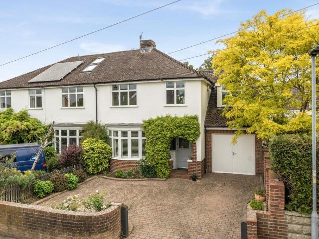 5 bedroom house for sale
