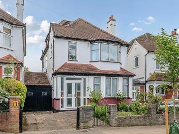 5 bedroom house for sale