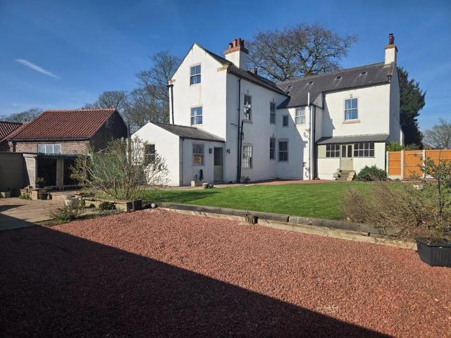 5 bedroom house for sale