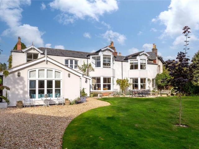 5 bedroom house for sale