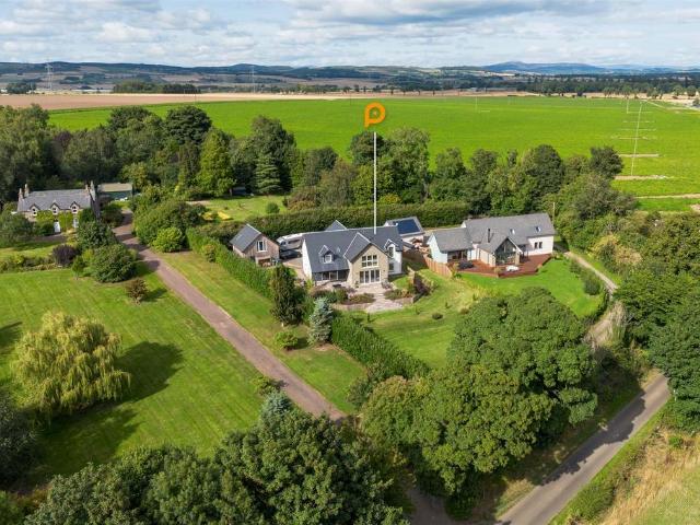 5 bedroom house for sale
