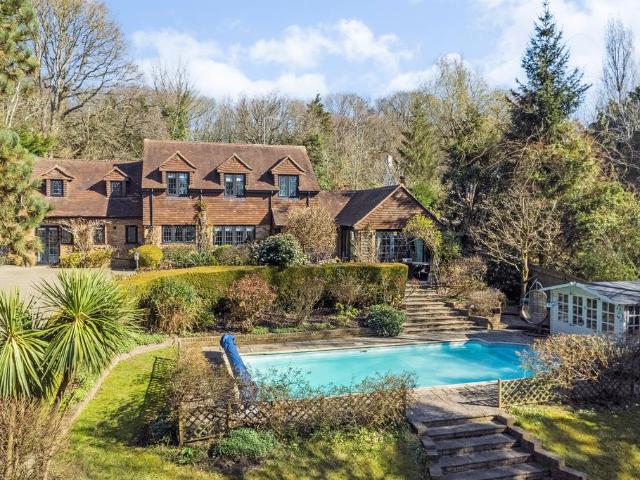 5 bedroom house for sale