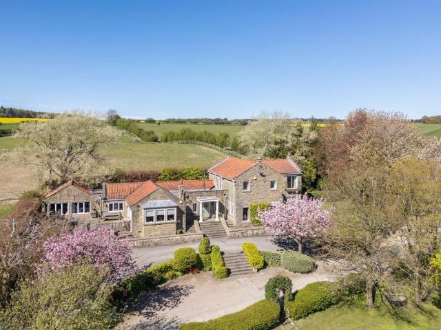 5 bedroom house for sale