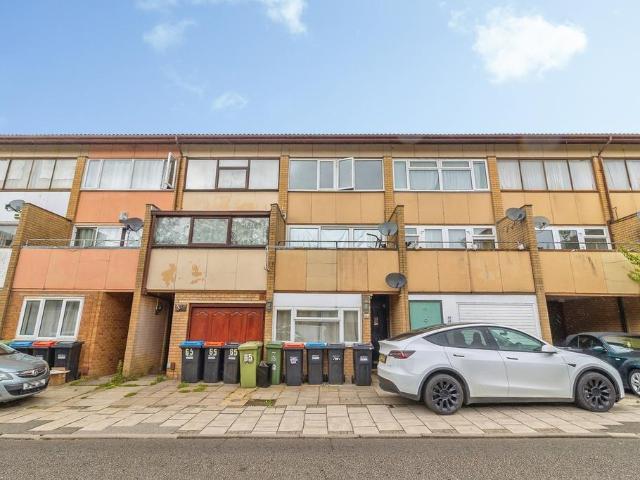 5 bedroom house for sale