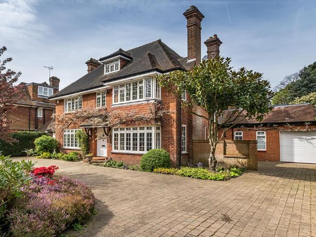 5 bedroom house for sale