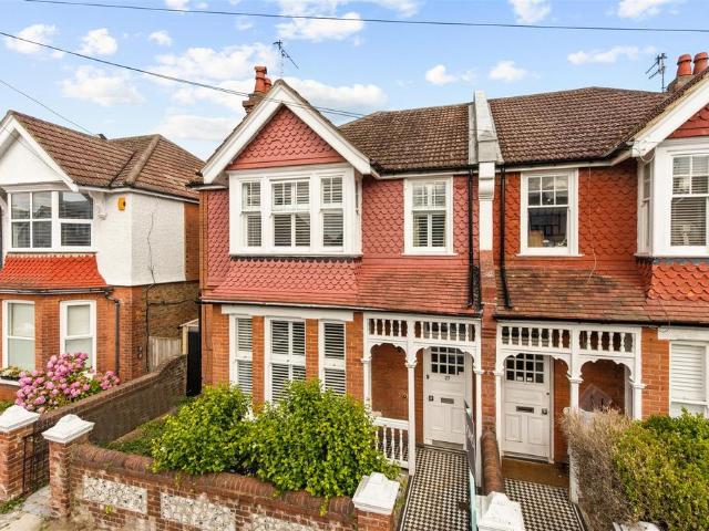5 bedroom house for sale