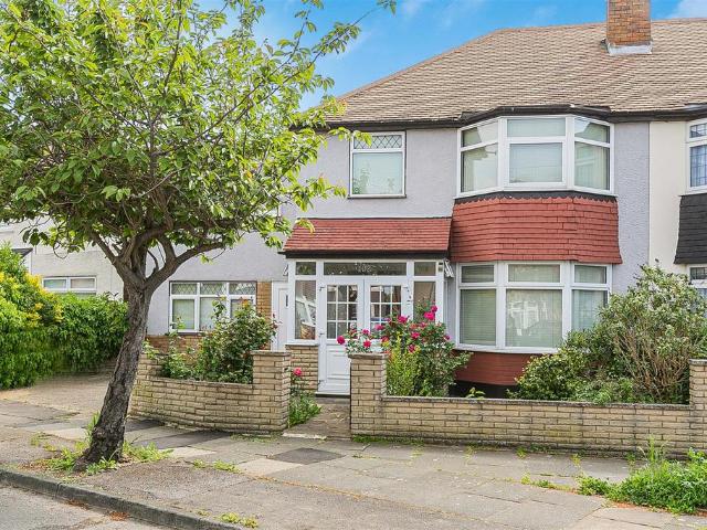 5 bedroom house for sale