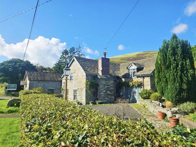 5 bedroom house for sale