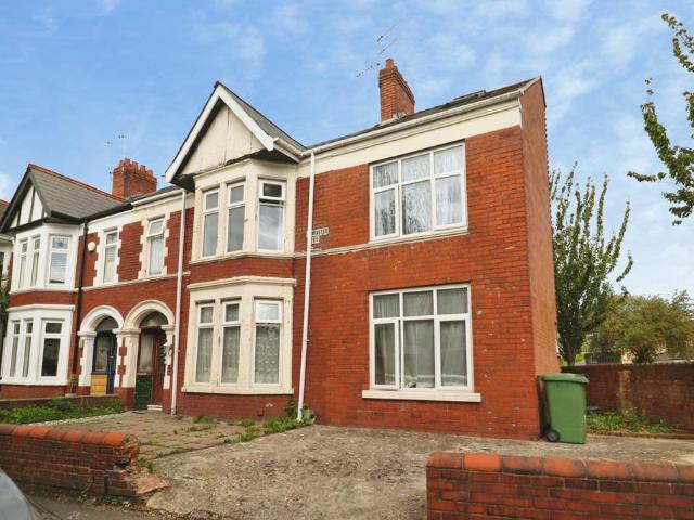 5 bedroom house for sale