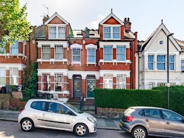 5 bedroom house for sale