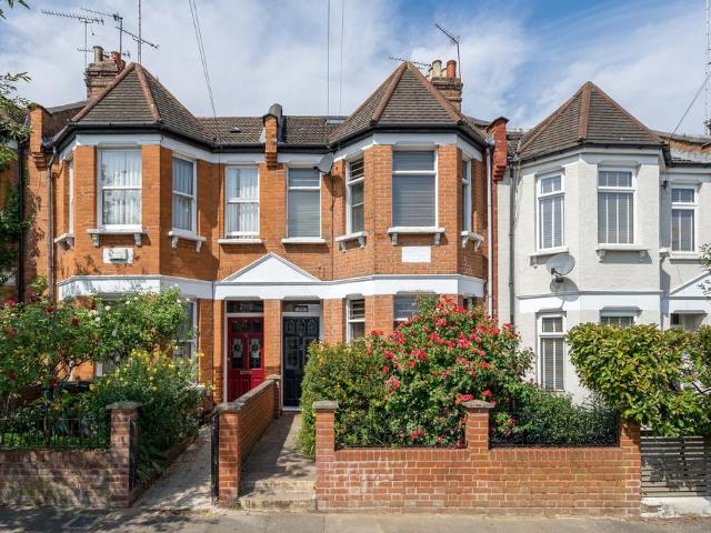 5 bedroom house for sale