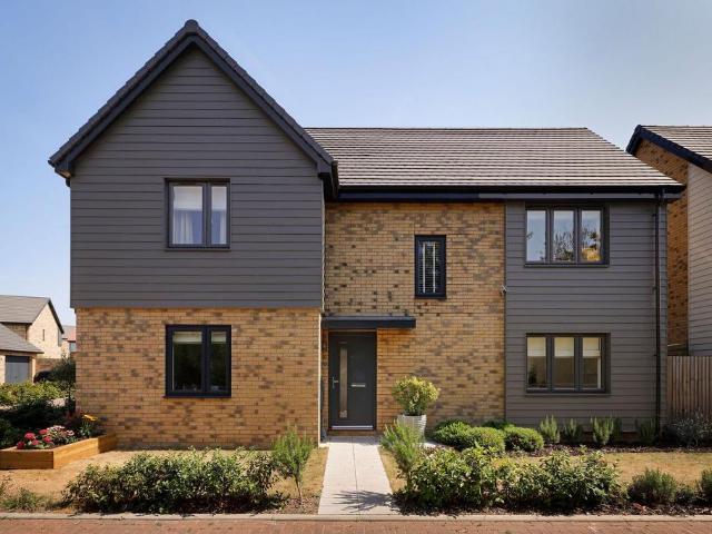 5 bedroom house for sale