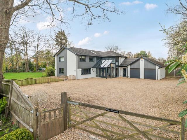 5 bedroom house for sale