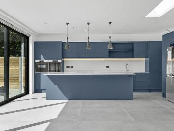 5 bedroom house for sale