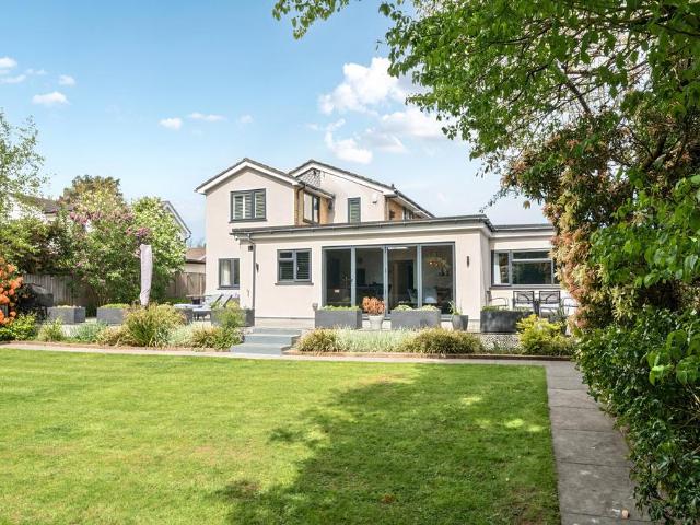 5 bedroom house for sale