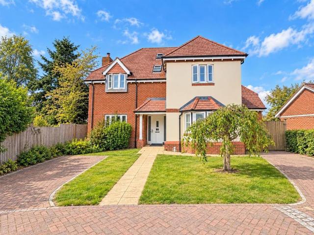5 bedroom house for sale