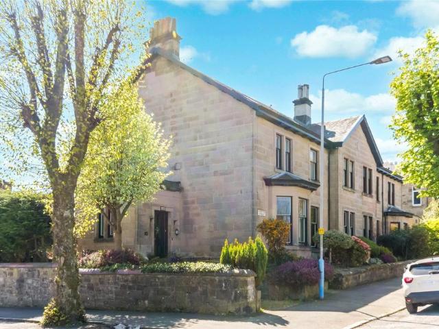 5 bedroom house for sale