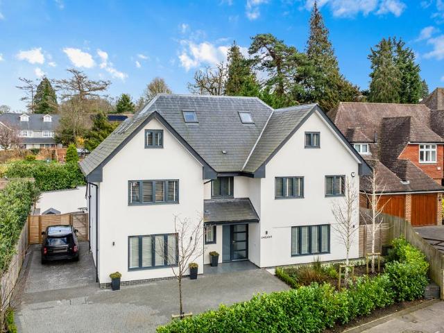 5 bedroom house for sale