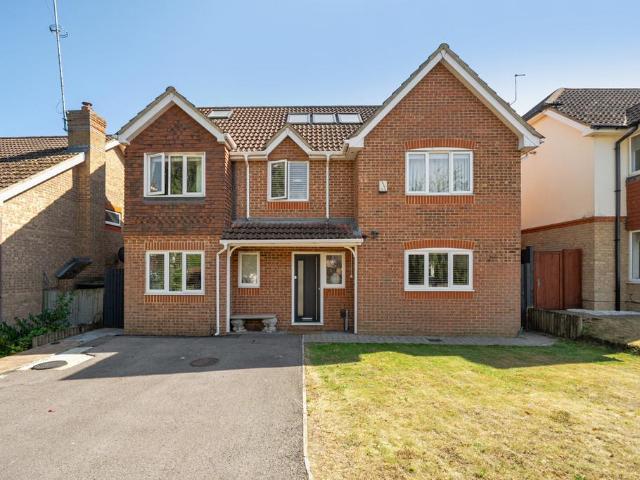5 bedroom house for sale
