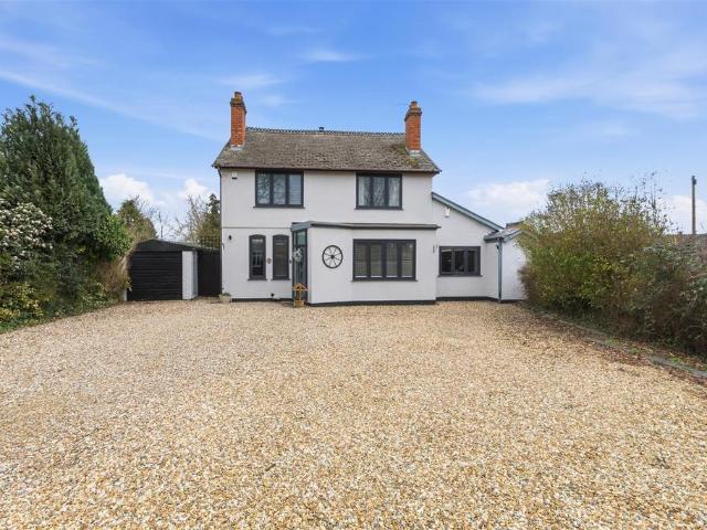 5 bedroom house for sale