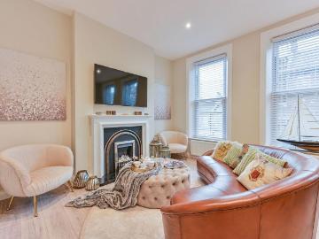 5 bedroom house for sale