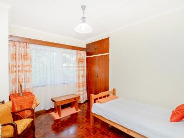 5 Bedroom House For Sale in Constantia Kloof