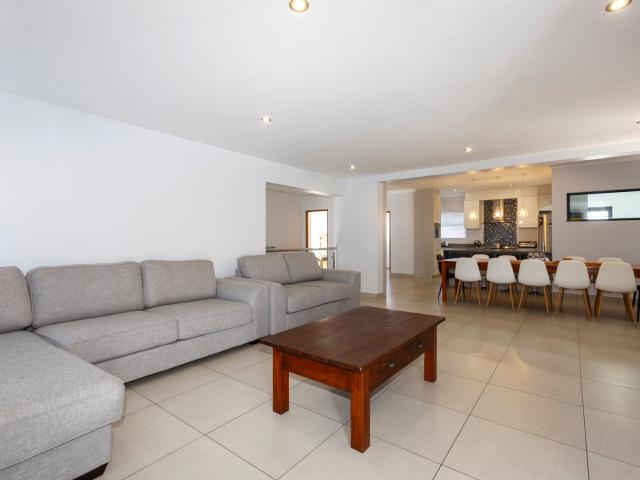 5 Bedroom House For Sale in Calypso Beach