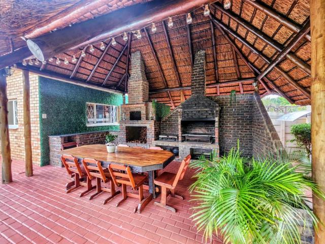 5 Bedroom House For Sale in Capital Park