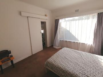 5 Bedroom House For Sale in Atlasville