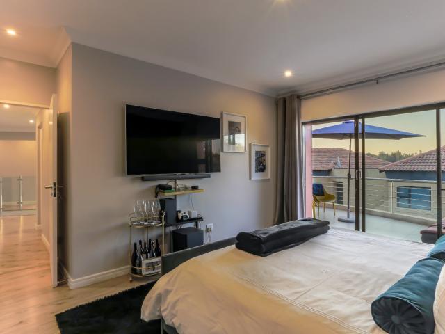 5 Bedroom House For Sale in Boskruin