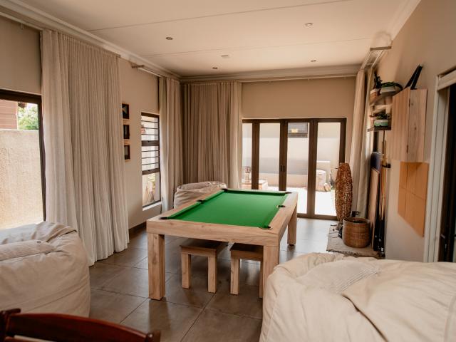 5 Bedroom House For Sale in Baillie Park