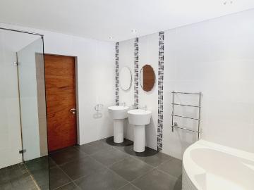 5 Bedroom House For Sale in Baronetcy Estate
