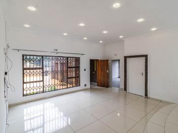 5 Bedroom House For Sale in Bassonia