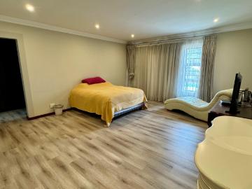 5 Bedroom House For Sale in Bedfordview