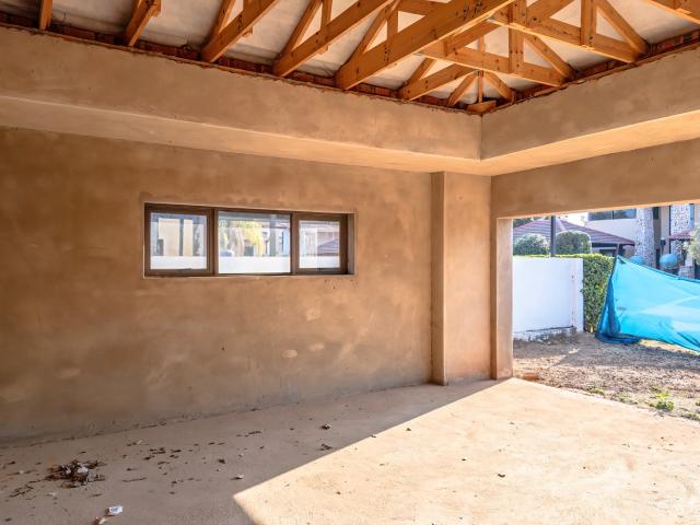 5 Bedroom House For Sale in Birdwood Estate